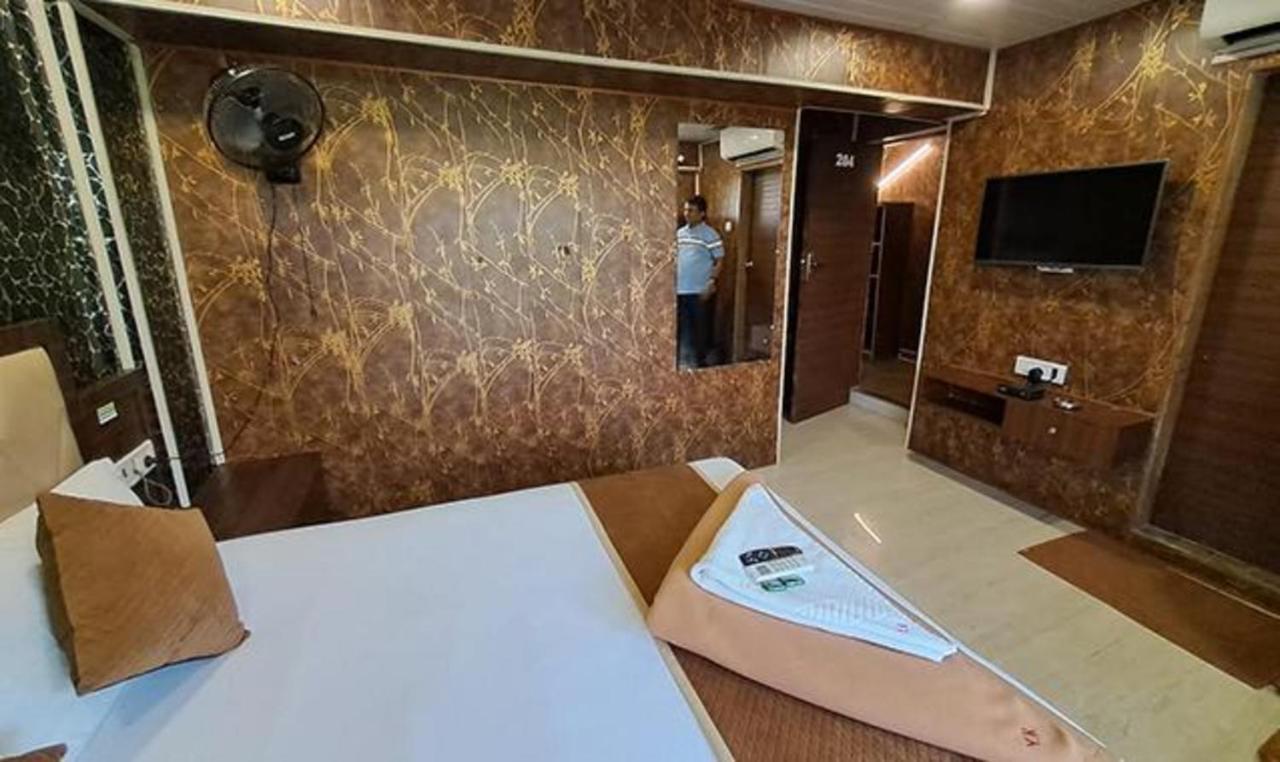 Fabexpress Ashirwad Residency Hotell Mumbai Exteriör bild